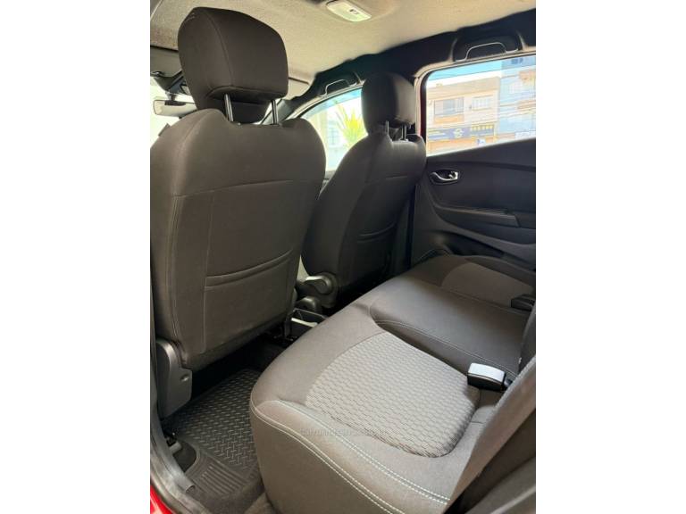 RENAULT - CAPTUR - 2020/2021 - Vermelha - R$ 87.000,00