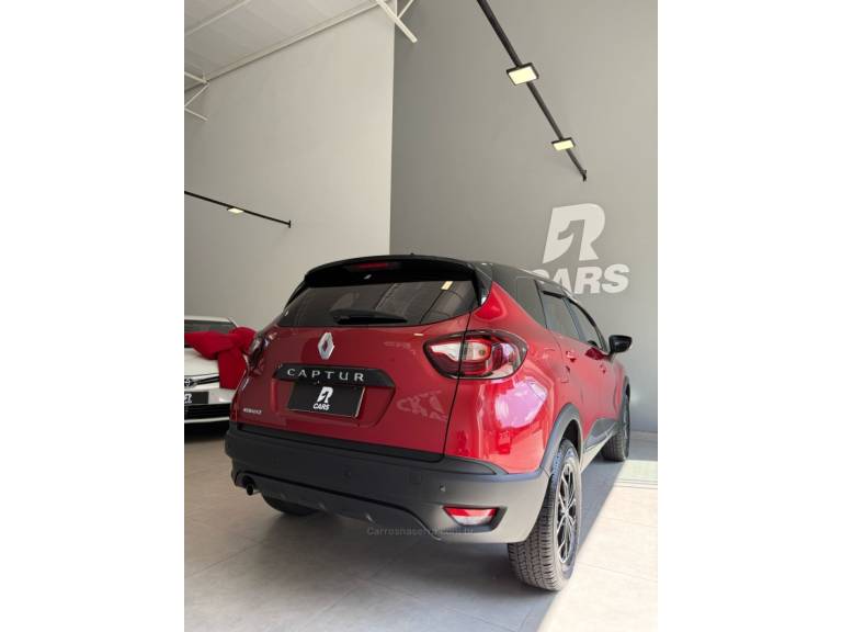 RENAULT - CAPTUR - 2020/2021 - Vermelha - R$ 87.000,00