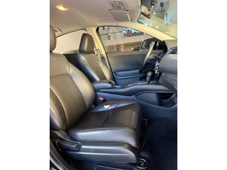 HONDA - HR-V - 2015/2016 - Preta - R$ 90.000,00