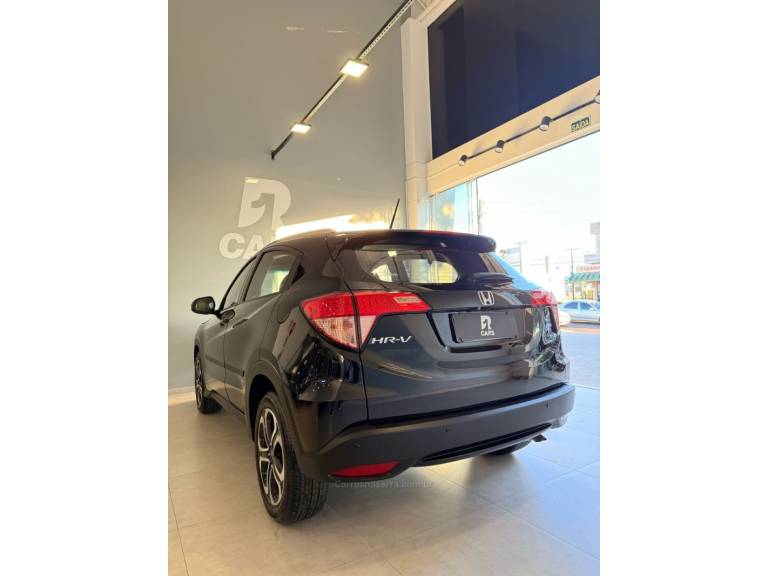 HONDA - HR-V - 2015/2016 - Preta - R$ 90.000,00