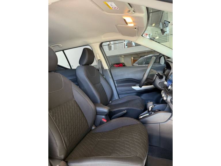 NISSAN - KICKS - 2022/2023 - Cinza - R$ 110.000,00