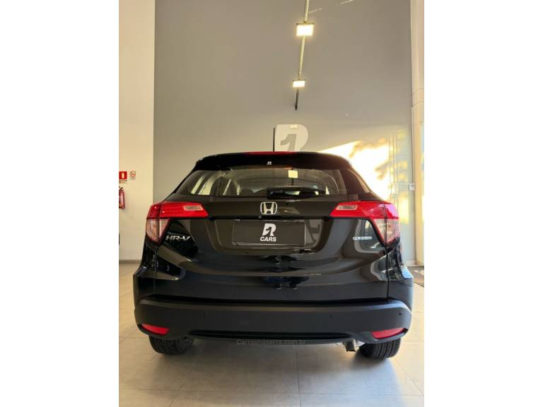 HONDA - HR-V - 2015/2016 - Preta - R$ 90.000,00