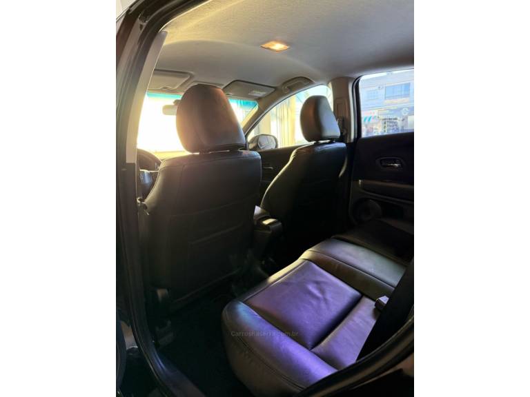 HONDA - HR-V - 2015/2016 - Preta - R$ 90.000,00