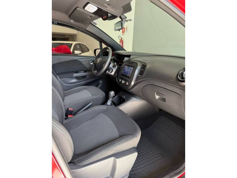 RENAULT - CAPTUR - 2020/2021 - Vermelha - R$ 87.000,00