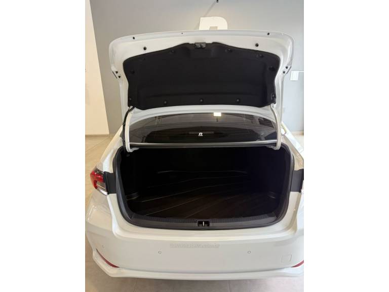 TOYOTA - COROLLA - 2022/2023 - Branca - R$ 139.000,00